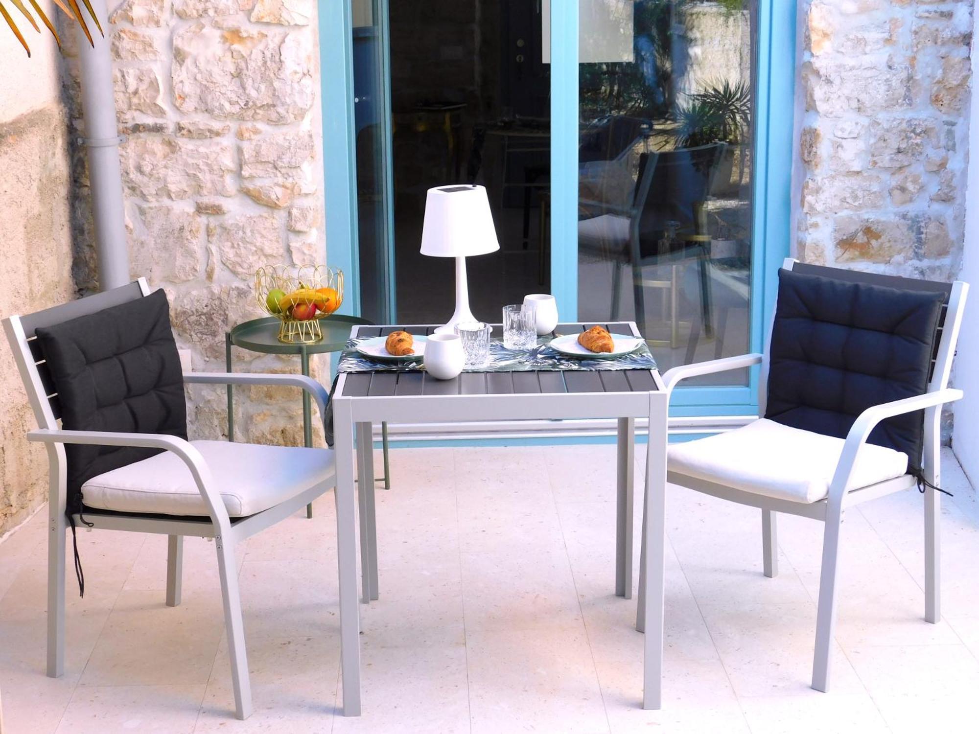Bezauberndes Steinhaus Mit Garten In Der Altstadt Von רוביני מראה חיצוני תמונה